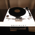Devialet, mistrz cyfry, wyprodukował gramofon? Nie, to Thorens grający z Devialetami  (fot. wstereo.pl)