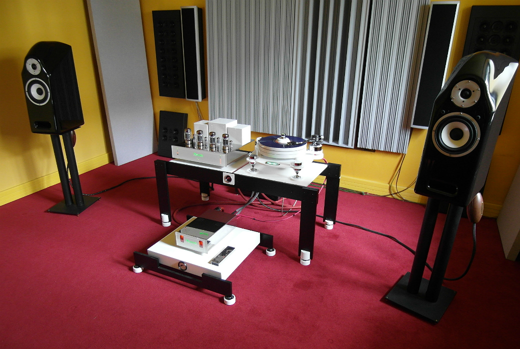 Stereofoniczny system w monitorami Hansen Audio