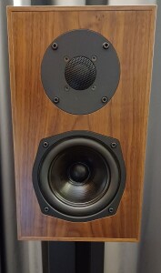 AA Lumin Falcon AVS 5