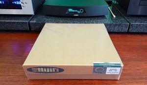 Hijiri SM2R-L "Sound Matter" - test. Proste opakowanie, nie wydawano pieniędzy na wymyślne opakowanie (fot. wstereo.pl)