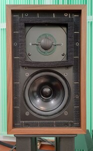 Falcon Acoustics Gold Badge LS3/5A - test. Tych kolumn nie sposób pomylić z innymi (fot. wstereo.pl)