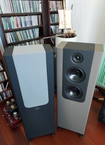 Lyngdorf FR-2 - test. Do odsłuchów otrzymałem głośniki w różnych obudowach (fot. wstereo.pl)