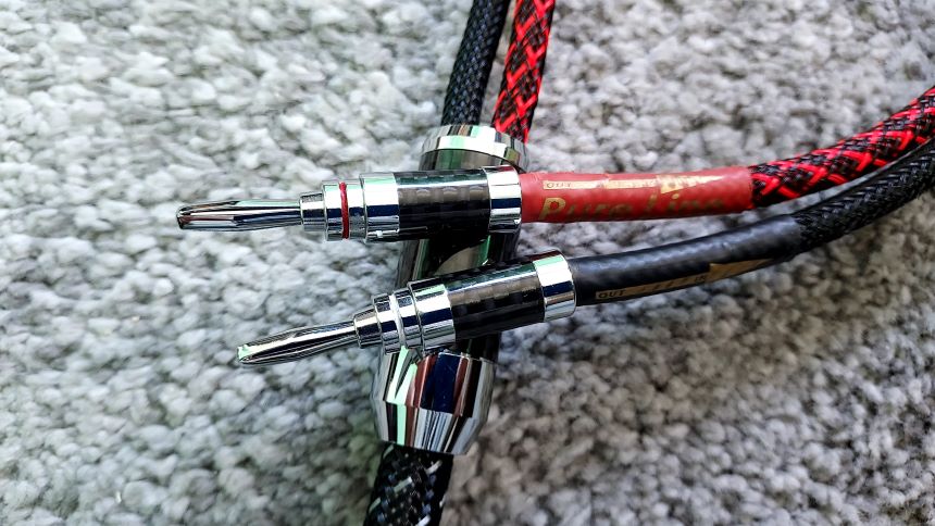 TCI Python II Silver Carbon - test. Bardzo solidne wtyczki. Dostępne są też widełki rodowane (fot. wstereo.pl)