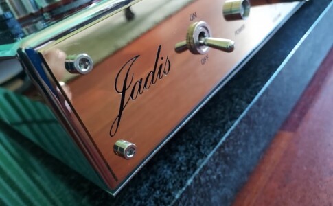 Jadis-I-70-6